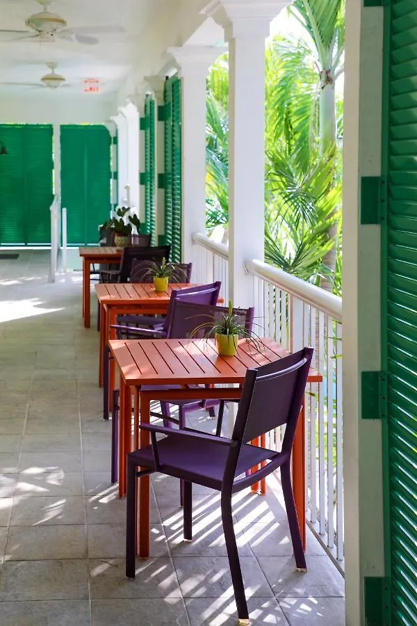 Almond Tree Inn - Adults Only Key West Hotel